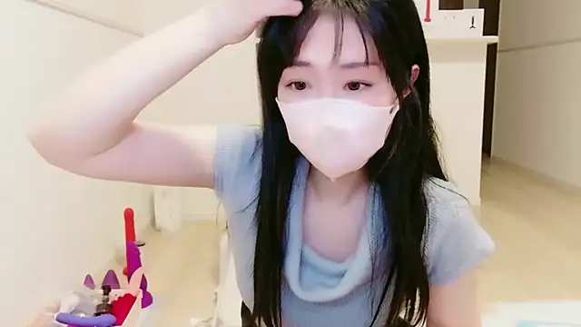 Snapshot of IORio2 chatting on February 18, 2026, 6:59 pm IORio2 online show from February 18, 2026, 6:59 pm