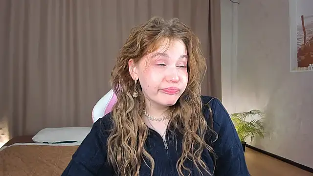 Snapshot of Colleen_Blake chatting on October 6, 2025, 3:57 pm Colleen Blake online show from October 6, 2025, 3:57 pm