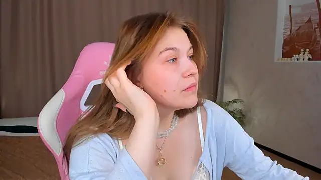 Snapshot of Colleen_Blake chatting on October 7, 2025, 4:52 pm Colleen Blake online show from October 7, 2025, 4:52 pm