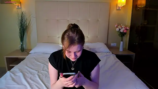 Snapshot of Colleen_Blake chatting on October 20, 2025, 4:51 pm Colleen Blake online show from October 20, 2025, 4:51 pm