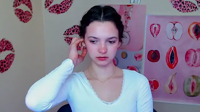 Snapshot of _SusieSu_ chatting on February 9, 2026, 1:09 pm SusieSu online show from February 9, 2026, 1:09 pm