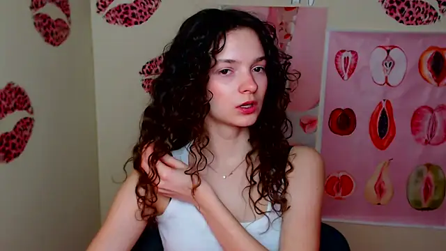 Snapshot of _SusieSu_ chatting on February 23, 2026, 7:25 pm SusieSu online show from February 23, 2026, 7:25 pm