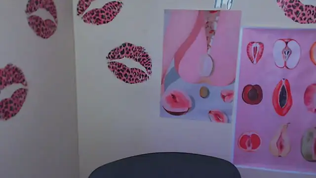 Snapshot of _SusieSu_ chatting on February 7, 2026, 1:08 pm SusieSu online show from February 7, 2026, 1:08 pm