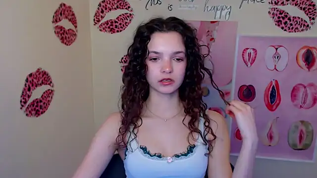 Snapshot of _SusieSu_ chatting on March 7, 2026, 12:54 pm SusieSu online show from March 7, 2026, 12:54 pm