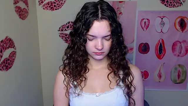  SusieSu  online show from November 24, 2025, 7:19 am