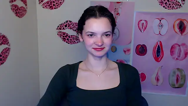 Snapshot of _SusieSu_ chatting on February 16, 2026, 7:18 am SusieSu online show from February 16, 2026, 7:18 am