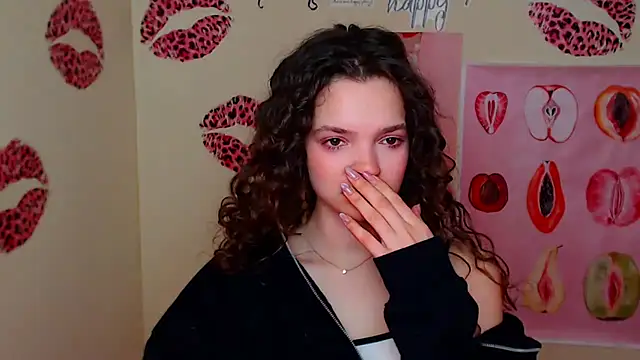 Snapshot of _SusieSu_ chatting on February 18, 2026, 7:06 am SusieSu online show from February 18, 2026, 7:06 am