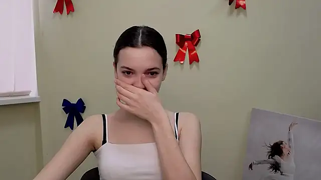  SusieSu  online show from February 21, 2025, 7:23 am