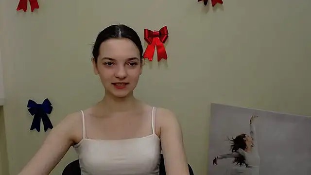  SusieSu  online show from February 9, 2025, 7:15 am