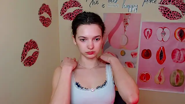 Snapshot of _SusieSu_ chatting on March 13, 2026, 1:49 pm SusieSu online show from March 13, 2026, 1:49 pm