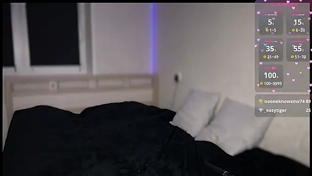 SusieEvans online show from November 13, 2025, 9:51 pm