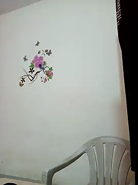 alixezara online show from December 21, 2024, 4:14 pm