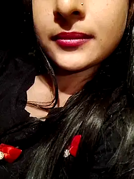 Cute-Nilam online show from January 6, 2025, 4:44 pm