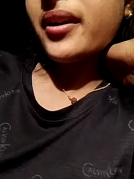 Cute-Nilam online show from January 5, 2025, 4:27 pm