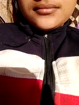 Cute-Nilam online show from February 12, 2025, 5:05 pm