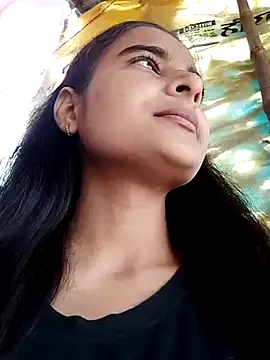 Cute-Nilam online show from February 10, 2025, 7:58 am