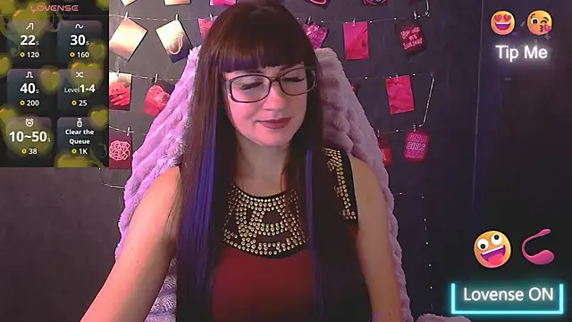 Snapshot of Violla_My chatting on October 27, 2025, 6:47 am Violla My online show from October 27, 2025, 6:47 am