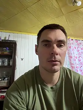 Snapshot of Rowing199456 chatting on October 17, 2025, 2:19 pm Rowing199456 online show from October 17, 2025, 2:19 pm