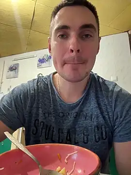 Snapshot of Rowing199456 chatting on October 10, 2025, 11:00 am Rowing199456 online show from October 10, 2025, 11:00 am