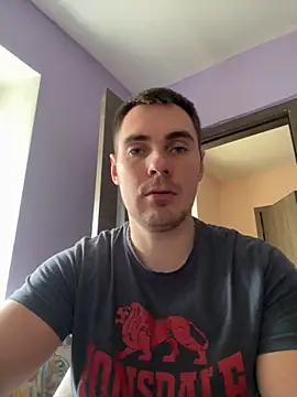 Snapshot of Rowing199456 chatting on October 18, 2025, 9:33 am Rowing199456 online show from October 18, 2025, 9:33 am