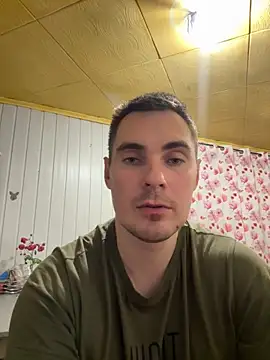 Snapshot of Rowing199456 chatting on October 14, 2025, 6:30 pm Rowing199456 online show from October 14, 2025, 6:30 pm