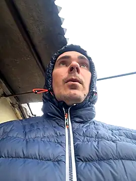 Snapshot of Rowing199456 chatting on November 19, 2025, 12:38 pm Rowing199456 online show from November 19, 2025, 12:38 pm