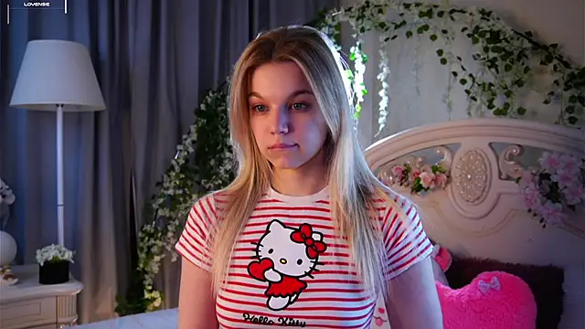 EdlinAlliston online show from November 15, 2025, 2:32 pm