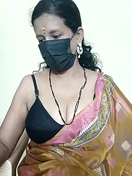 Snapshot of akshara_22 chatting on March 14, 2025, 4:40 pm akshara 22 online show from March 14, 2025, 4:40 pm