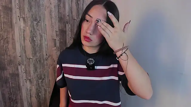 Scarlett  Fox   online show from February 18, 2026, 11:17 am