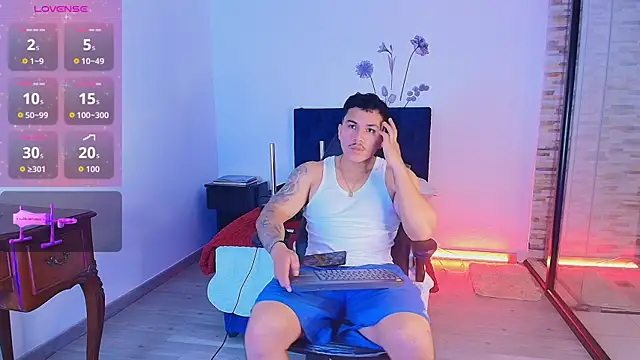 Snapshot of jeisonstark chatting on August 3, 2026, 7:53 pm jeisonstark online show from August 3, 2026, 7:53 pm