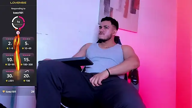 Snapshot of jeisonstark chatting on October 20, 2025, 12:38 pm jeisonstark online show from October 20, 2025, 12:38 pm