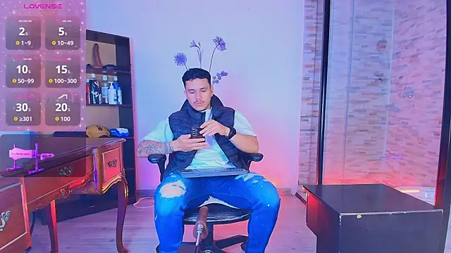 Snapshot of jeisonstark chatting on July 27, 2026, 6:26 pm jeisonstark online show from July 27, 2026, 6:26 pm