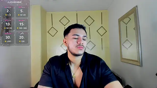 Snapshot of jeisonstark chatting on November 16, 2025, 12:32 pm jeisonstark online show from November 16, 2025, 12:32 pm