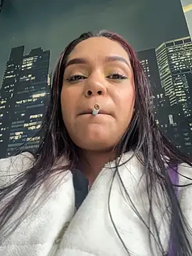 Sara-77 online show from July 28, 2026, 12:48 pm