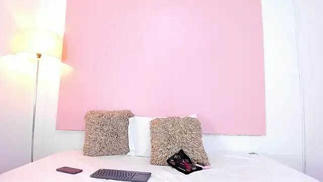 andyylove jk online show from November 20, 2025, 12:28 pm