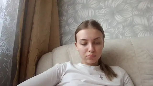 Snapshot of Sweety_Nika chatting on January 13, 2025, 8:37 am Sweety Nika online show from January 13, 2025, 8:37 am