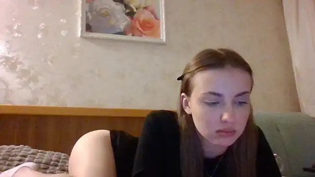 Snapshot of Sweety_Nika chatting on December 7, 2024, 12:03 am Sweety Nika online show from December 7, 2024, 12:03 am