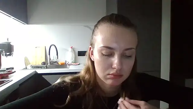 Snapshot of Sweety_Nika chatting on September 22, 2025, 8:59 pm Sweety Nika online show from September 22, 2025, 8:59 pm