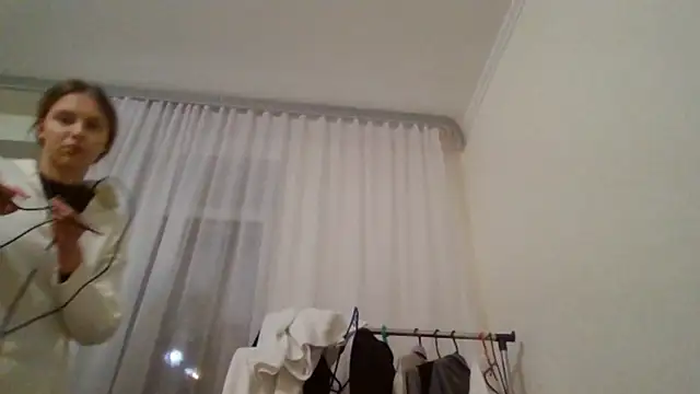 Snapshot of Sweety_Nika chatting on January 12, 2025, 1:32 am Sweety Nika online show from January 12, 2025, 1:32 am