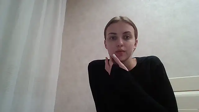 Snapshot of Sweety_Nika chatting on February 27, 2025, 3:59 pm Sweety Nika online show from February 27, 2025, 3:59 pm