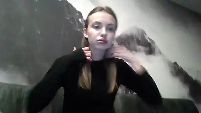 Snapshot of Sweety_Nika chatting on March 22, 2025, 1:54 am Sweety Nika online show from March 22, 2025, 1:54 am