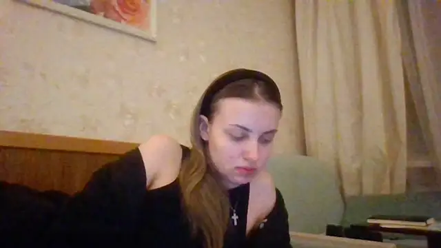 Snapshot of Sweety_Nika chatting on December 10, 2024, 12:50 am Sweety Nika online show from December 10, 2024, 12:50 am