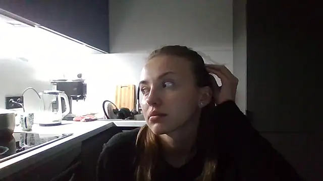 Snapshot of Sweety_Nika chatting on September 18, 2025, 4:43 pm Sweety Nika online show from September 18, 2025, 4:43 pm