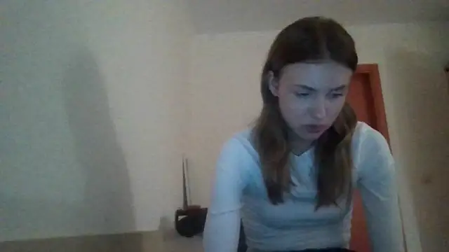 Snapshot of Sweety_Nika chatting on December 21, 2024, 2:09 am Sweety Nika online show from December 21, 2024, 2:09 am