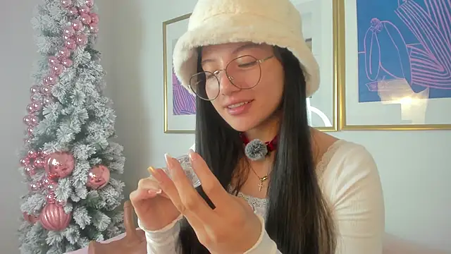 Eva depp online show from December 3, 2025, 12:37 pm