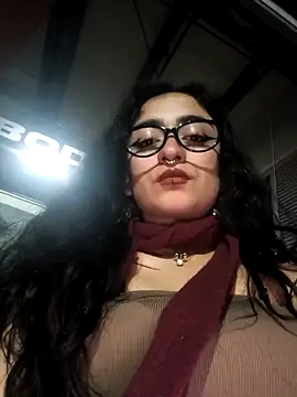Lila Desiree online show from April 29, 2026, 11:44 pm