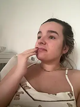 maisiesmithx online show from January 8, 2026, 2:12 pm