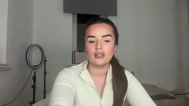 Snapshot of maisiesmithx chatting on March 12, 2026, 8:46 pm maisiesmithx online show from March 12, 2026, 8:46 pm