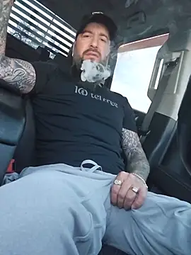 Beardedtattood online show from June 17, 2026, 9:52 am
