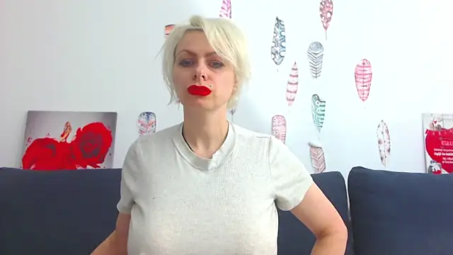 Snapshot of ForeverBarbie_ chatting on March 21, 2026, 3:30 am ForeverBarbie online show from March 21, 2026, 3:30 am